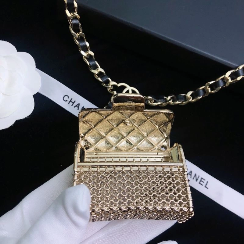 Modern Chanel Necklaces 229598