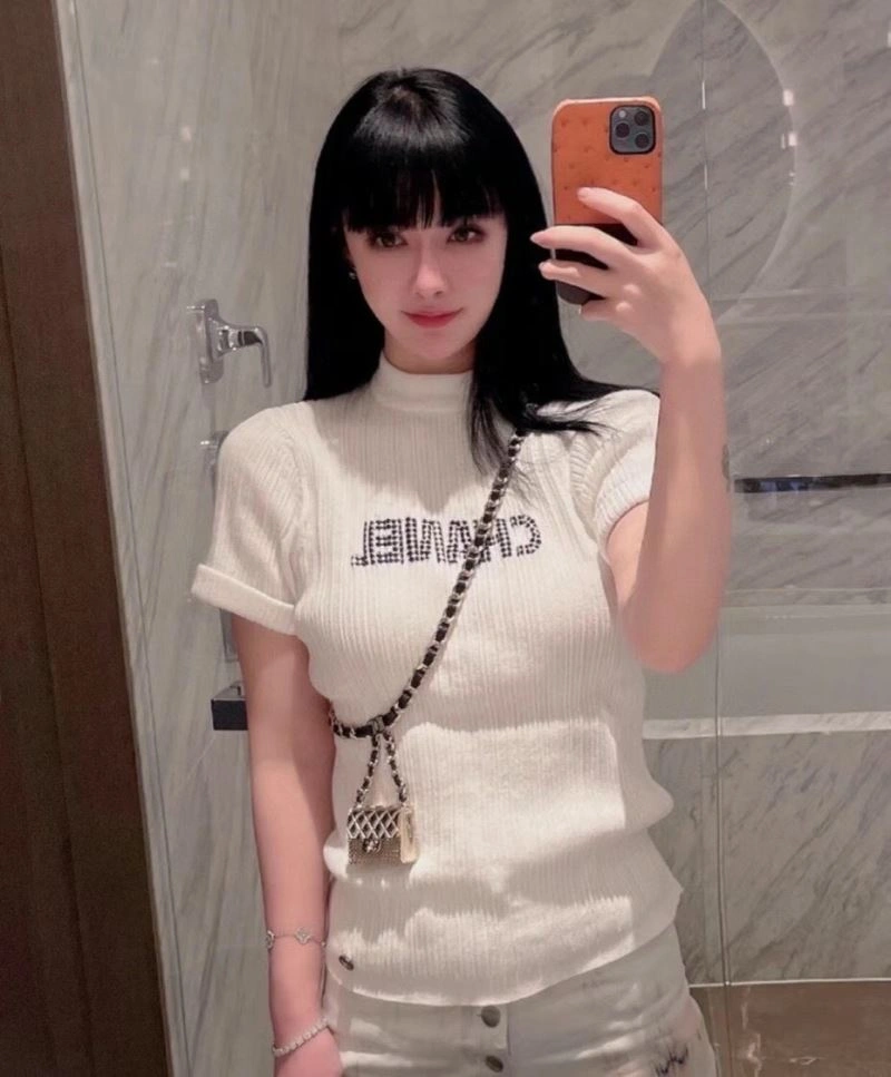 Modern Chanel Necklaces 229598