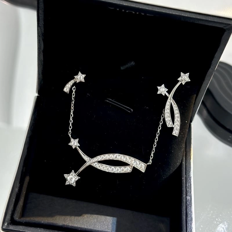 MoistureWicking Chanel Necklaces 229635