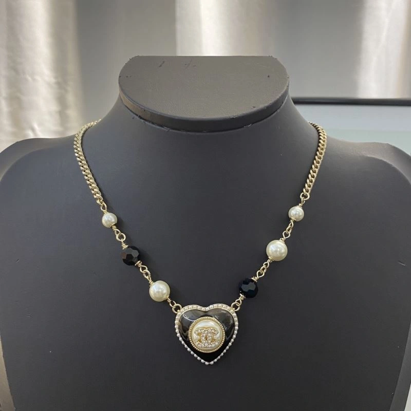 WellDesigned Chanel Necklaces 229591
