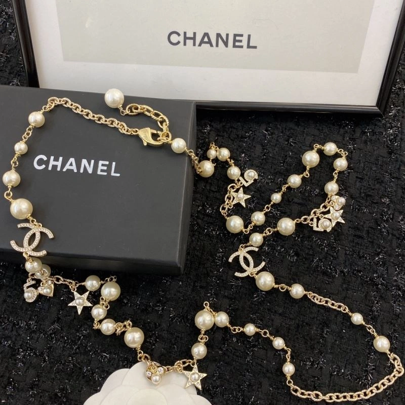 Affordable Chanel Necklaces 229570