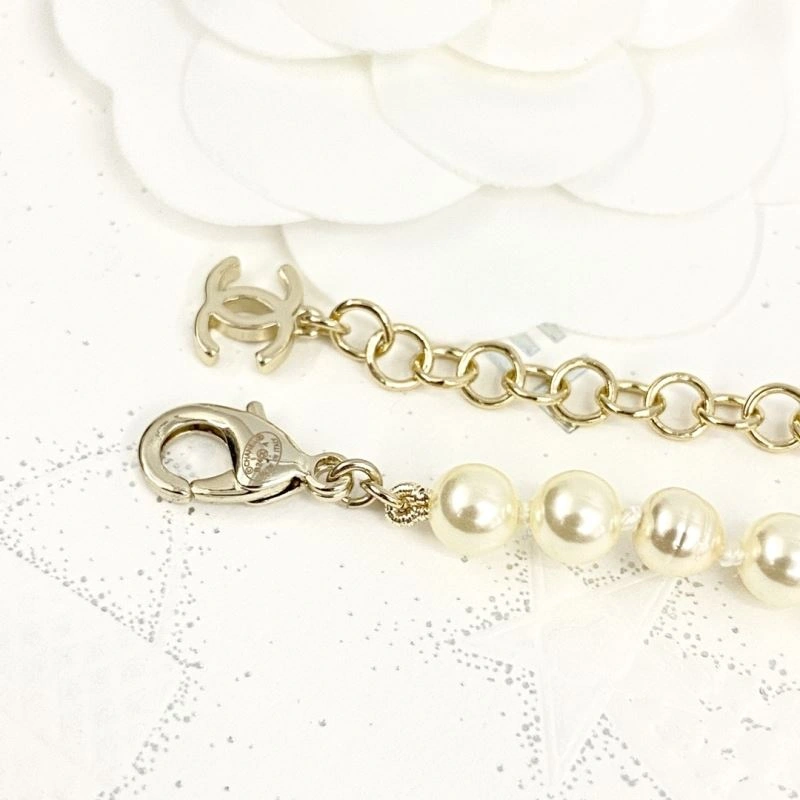 Chanel Necklaces Contemporary 229597