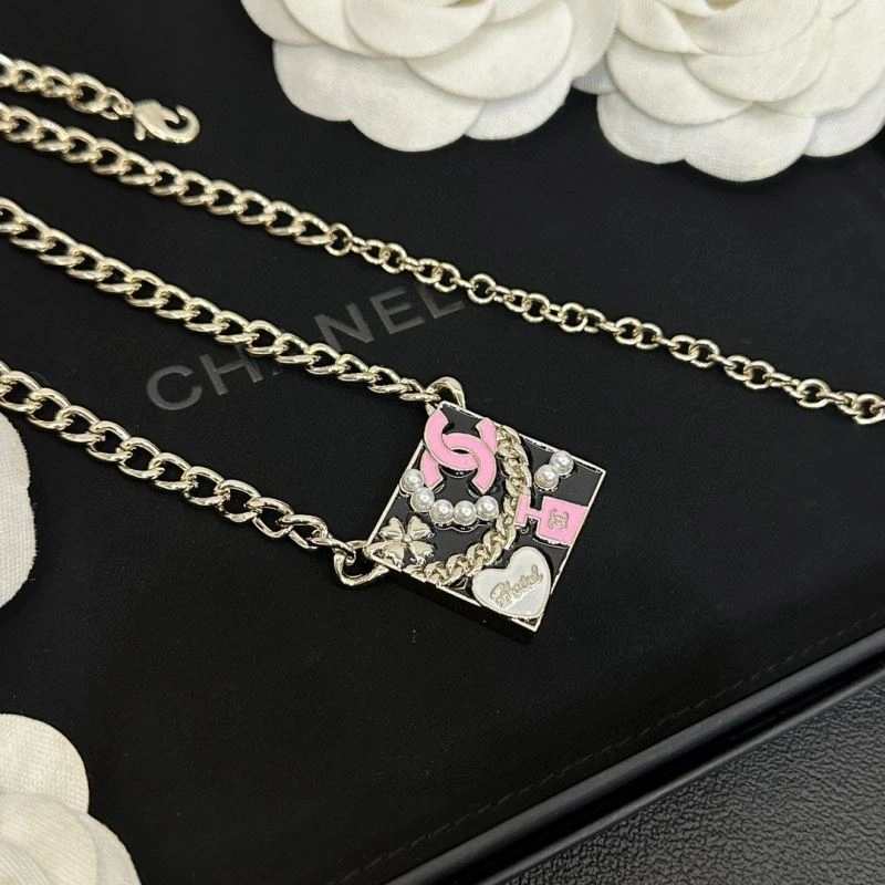Chanel Necklaces Comfortable 229596