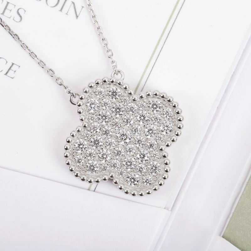 Effortless Chanel Necklaces 229579