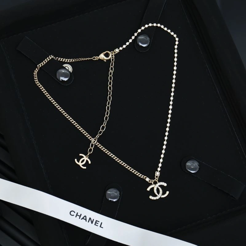 Chanel Necklaces Cozy 229561