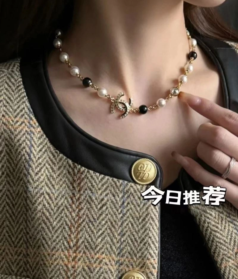 Unisex Chanel Necklaces 229544