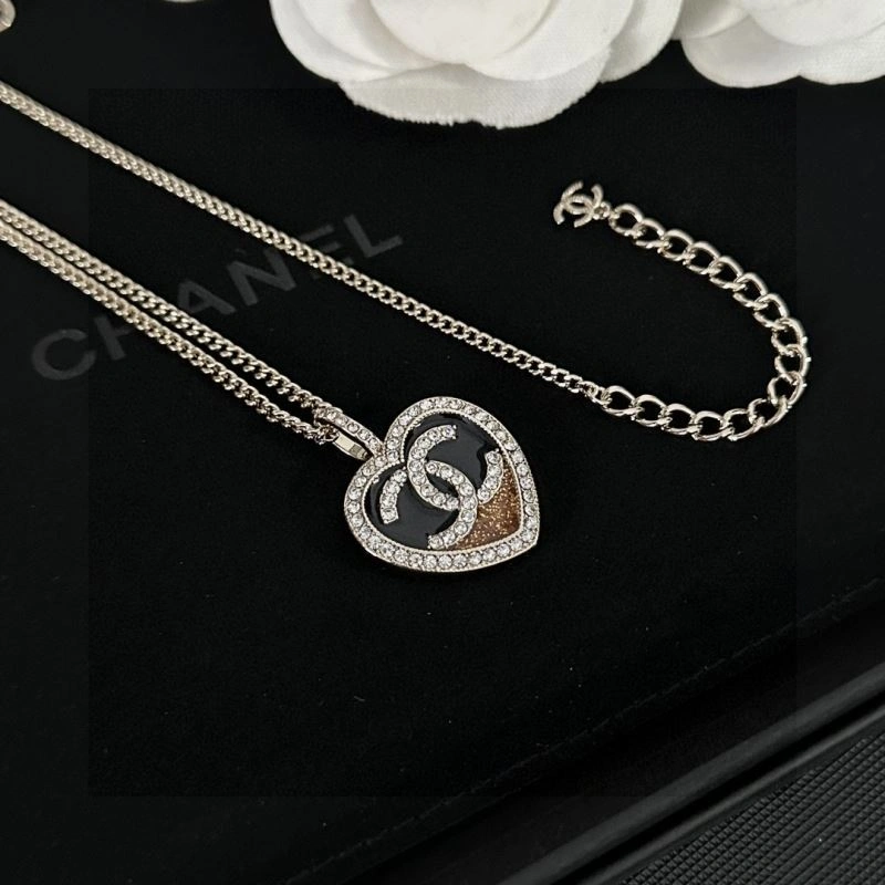 Classic Chanel Necklaces 229542
