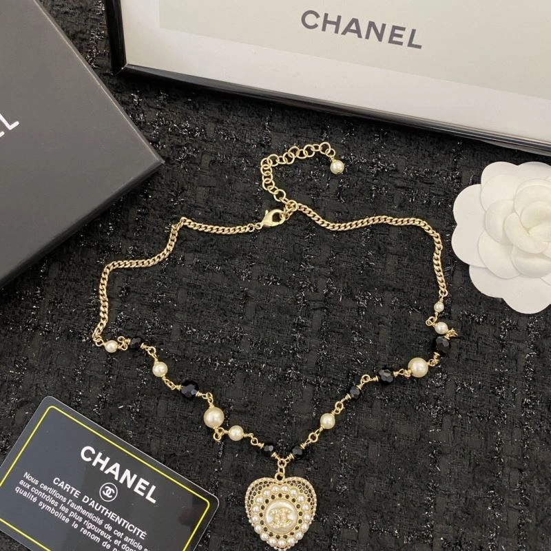 Bright Chanel Necklaces 229551