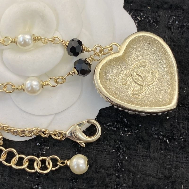 Bright Chanel Necklaces 229551