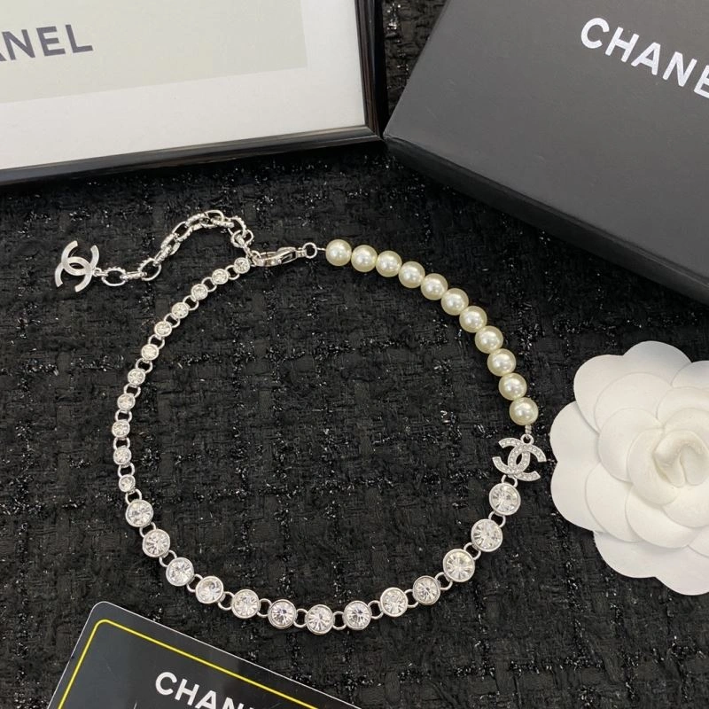 Chanel Necklaces Versatile 229562