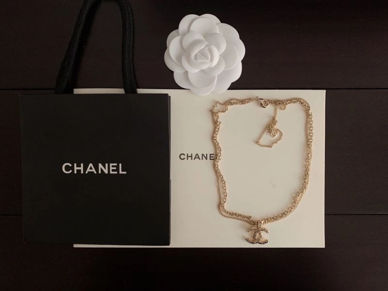 WellDesigned Chanel Necklaces 229560