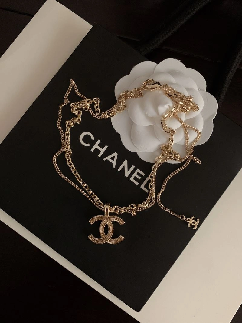 WellDesigned Chanel Necklaces 229560