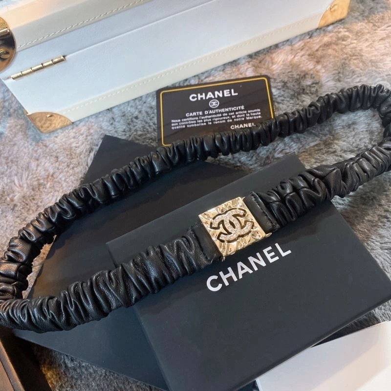 Resilient Chanel Necklaces 229594
