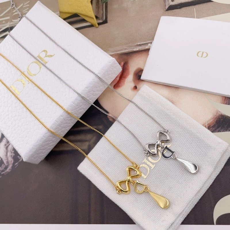 Sleek Chanel Necklaces 229670