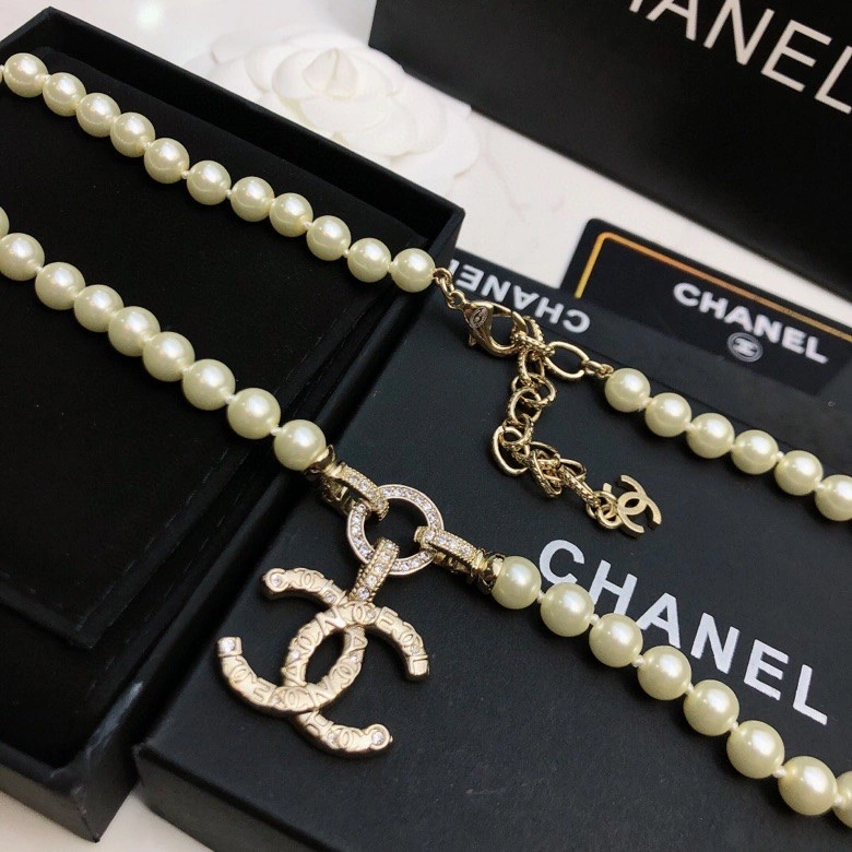 Flexible Chanel Necklaces 229530