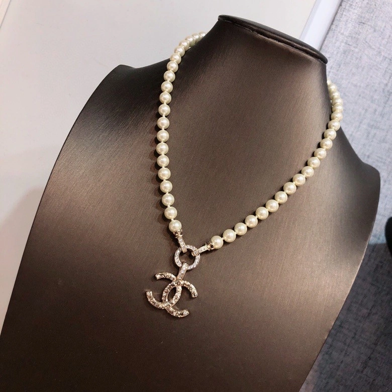 Flexible Chanel Necklaces 229530
