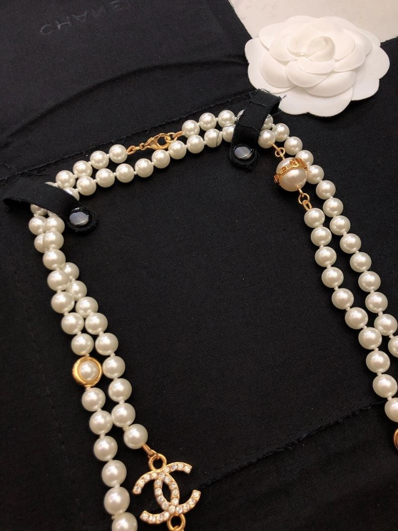 Minimalist Chanel Necklaces 229513