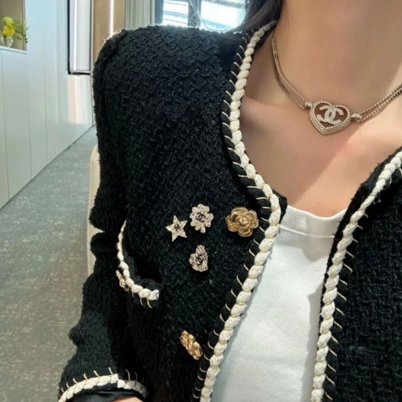 Chanel Necklaces Soft 229517
