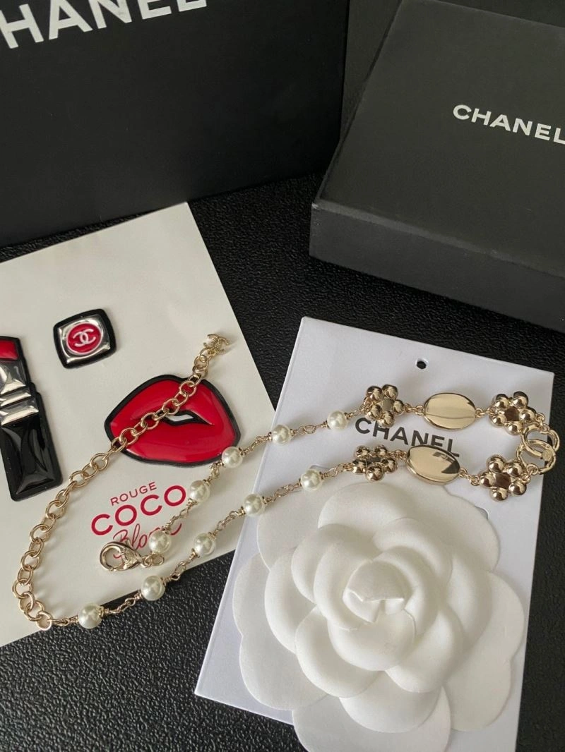 EyeCatching Chanel Necklaces 229505