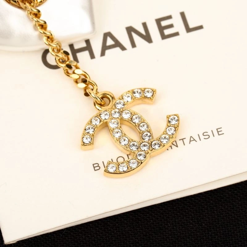 FreshLook Chanel Necklaces 229489