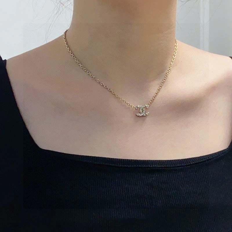 Durable Chanel Necklaces 229512