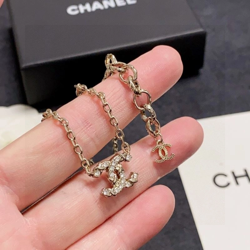 Durable Chanel Necklaces 229512