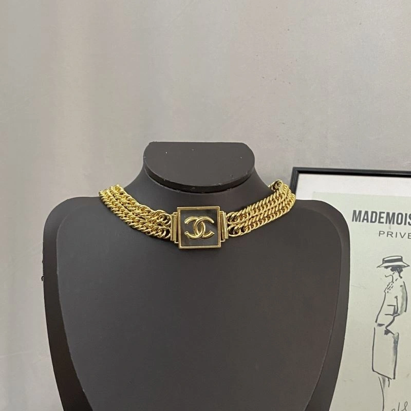 WellDesigned Chanel Necklaces 229482
