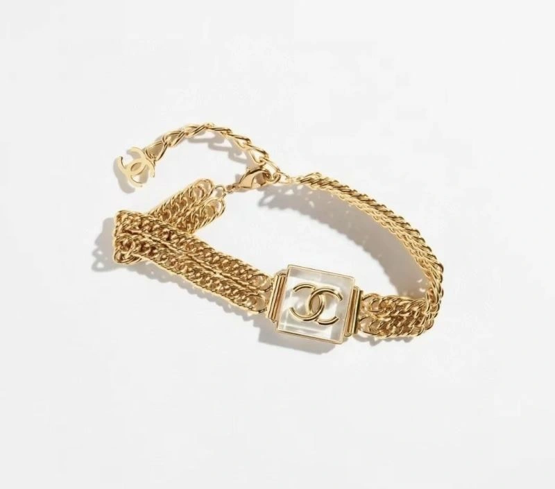 WellDesigned Chanel Necklaces 229482