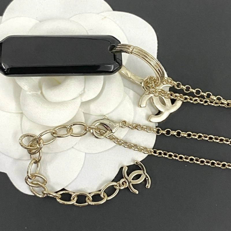 EyeCatching Chanel Necklaces 229488