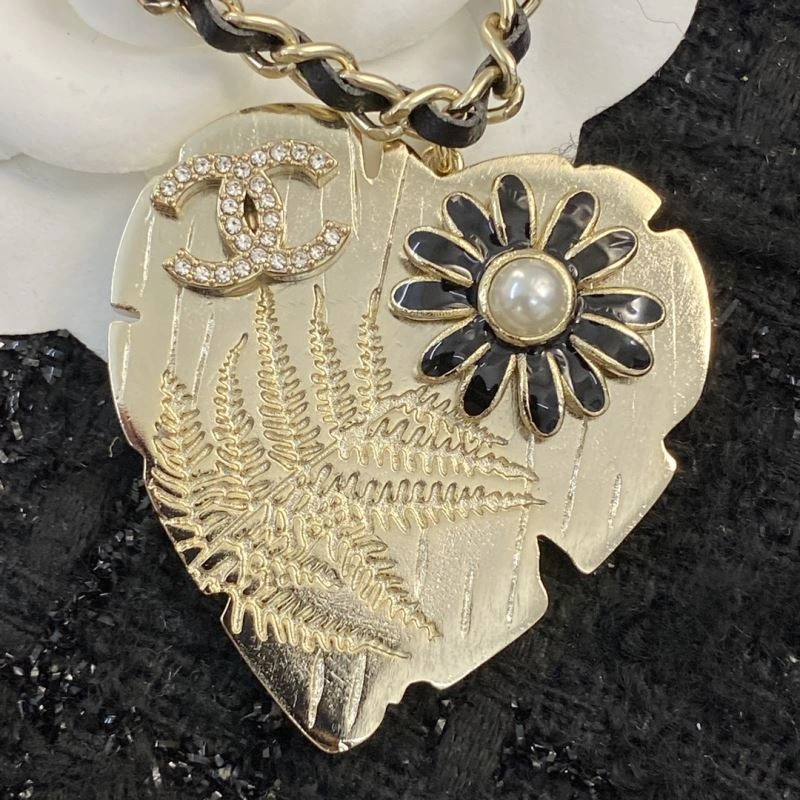 ZipUp Chanel Necklaces 229511