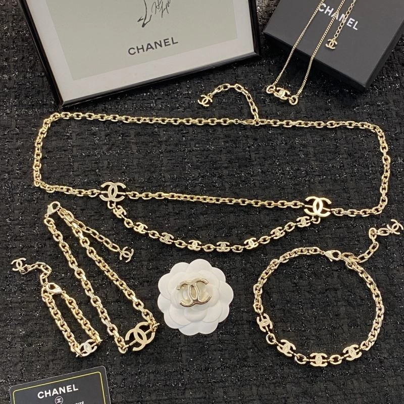 Chanel Necklaces Youthful 229492