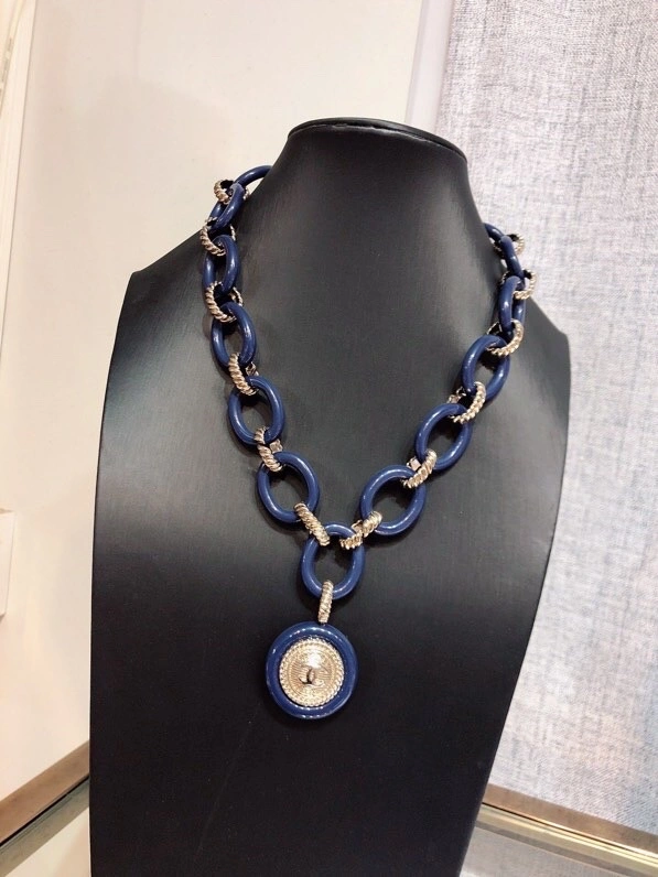 WellDesigned Chanel Necklaces 229478