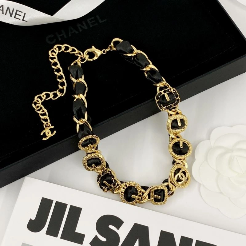 Versatile Chanel Necklaces 229457