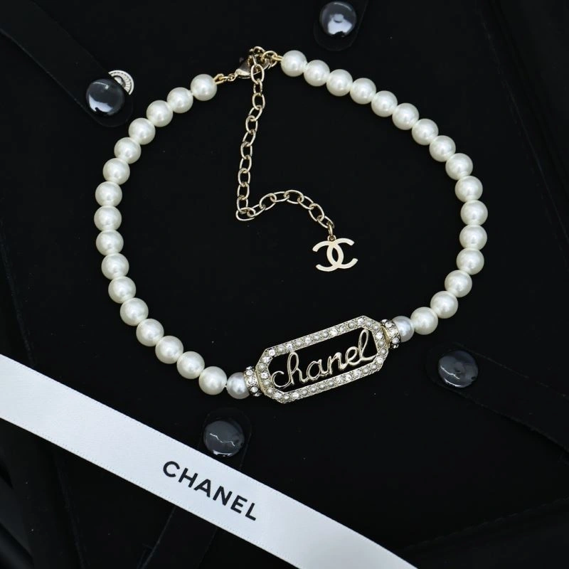 WaterResistant Chanel Necklaces 229477