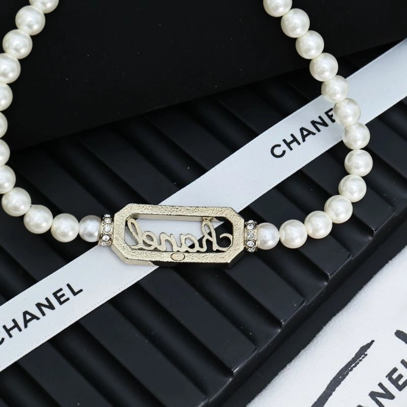 WaterResistant Chanel Necklaces 229477