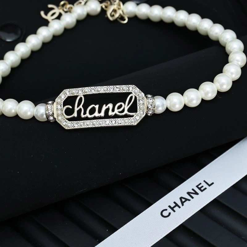 WaterResistant Chanel Necklaces 229477