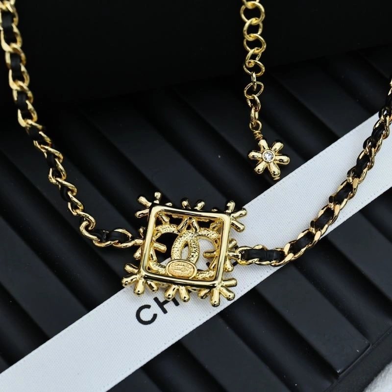 Lightweight Chanel Necklaces 229431