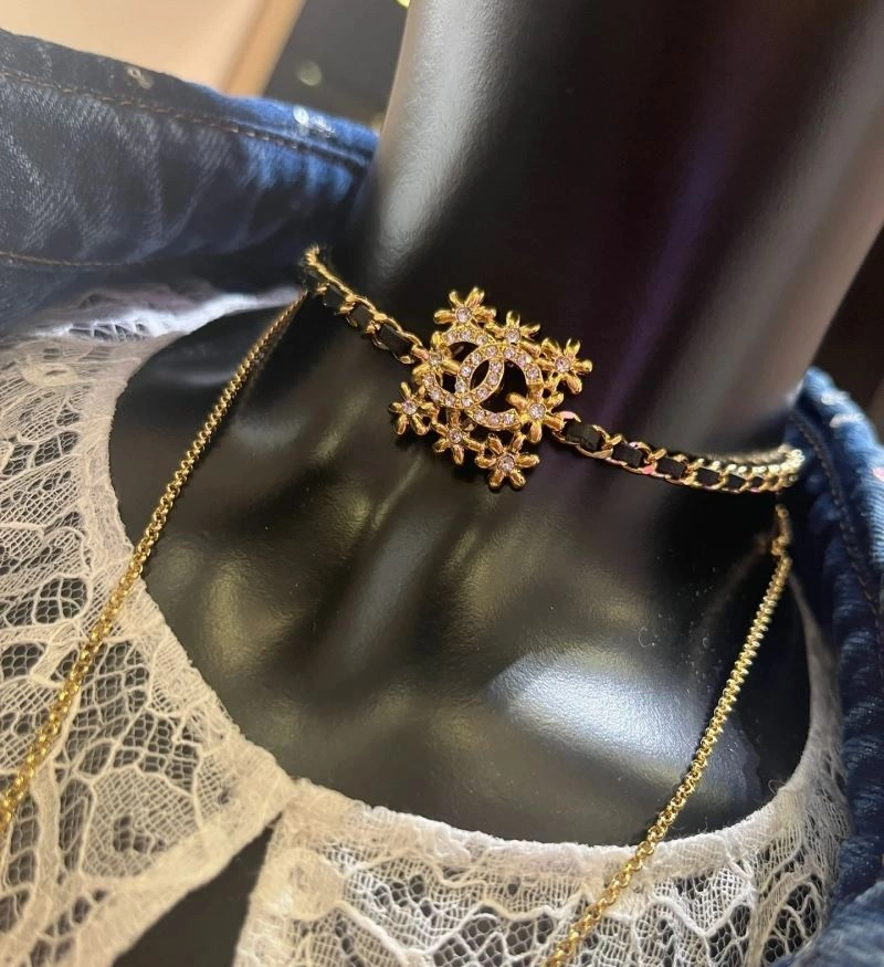 Lightweight Chanel Necklaces 229431