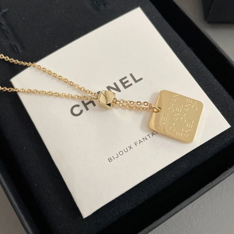 Chanel Necklaces Packable 229453