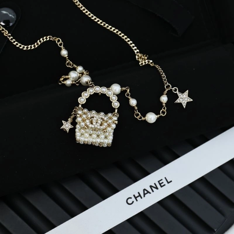 Lightweight Chanel Necklaces 229428