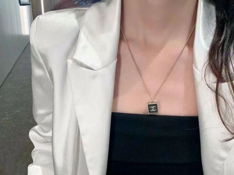 TechFriendly Chanel Necklaces 229440