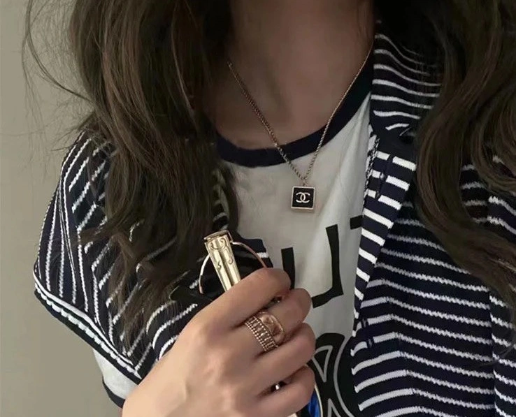 TechFriendly Chanel Necklaces 229440