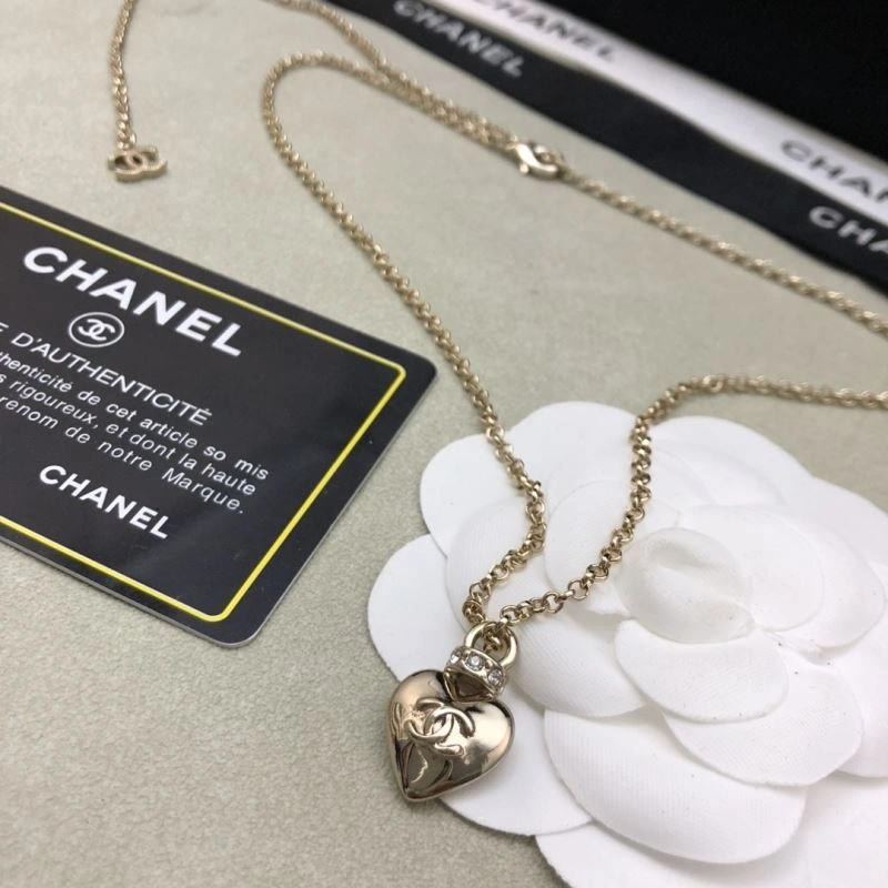 Chanel Necklaces Neat 229422