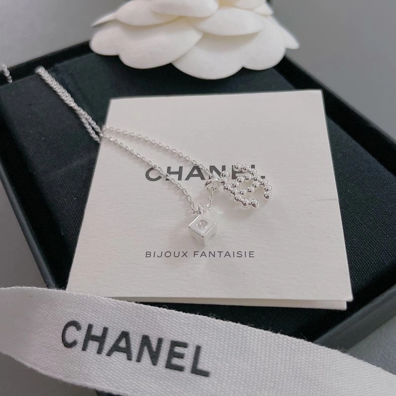 SoftTouch Chanel Necklaces 229415