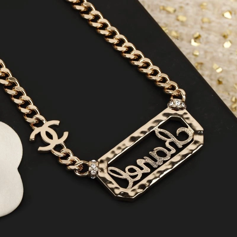 Supportive Chanel Necklaces 229510