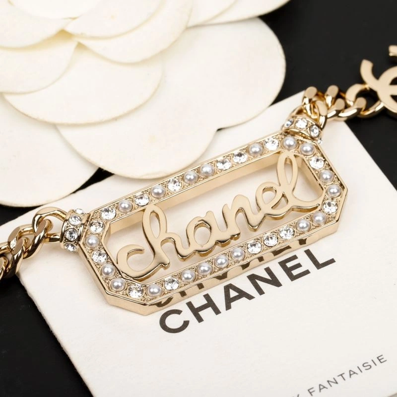 Supportive Chanel Necklaces 229510