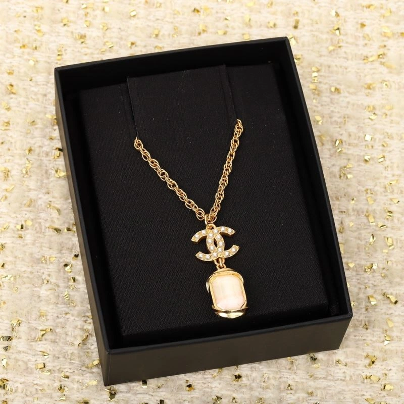 Chanel Necklaces Attractive 229419