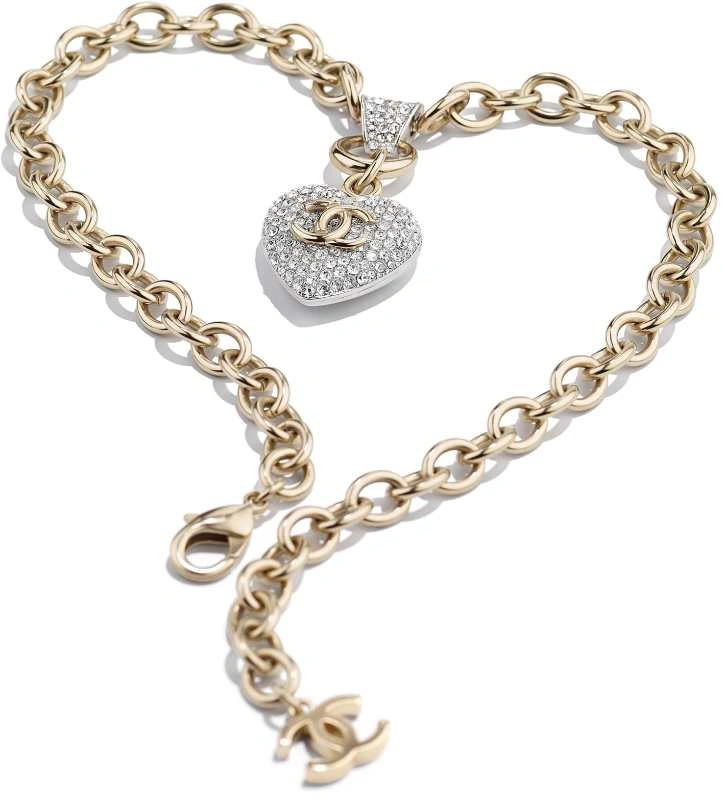 Resilient Chanel Necklaces 229445