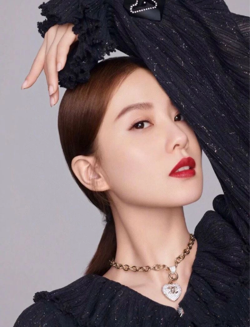 Resilient Chanel Necklaces 229445