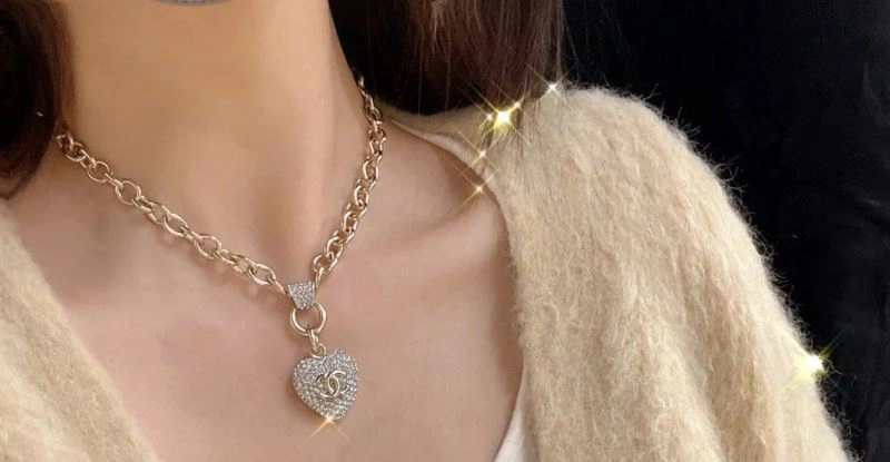Resilient Chanel Necklaces 229445